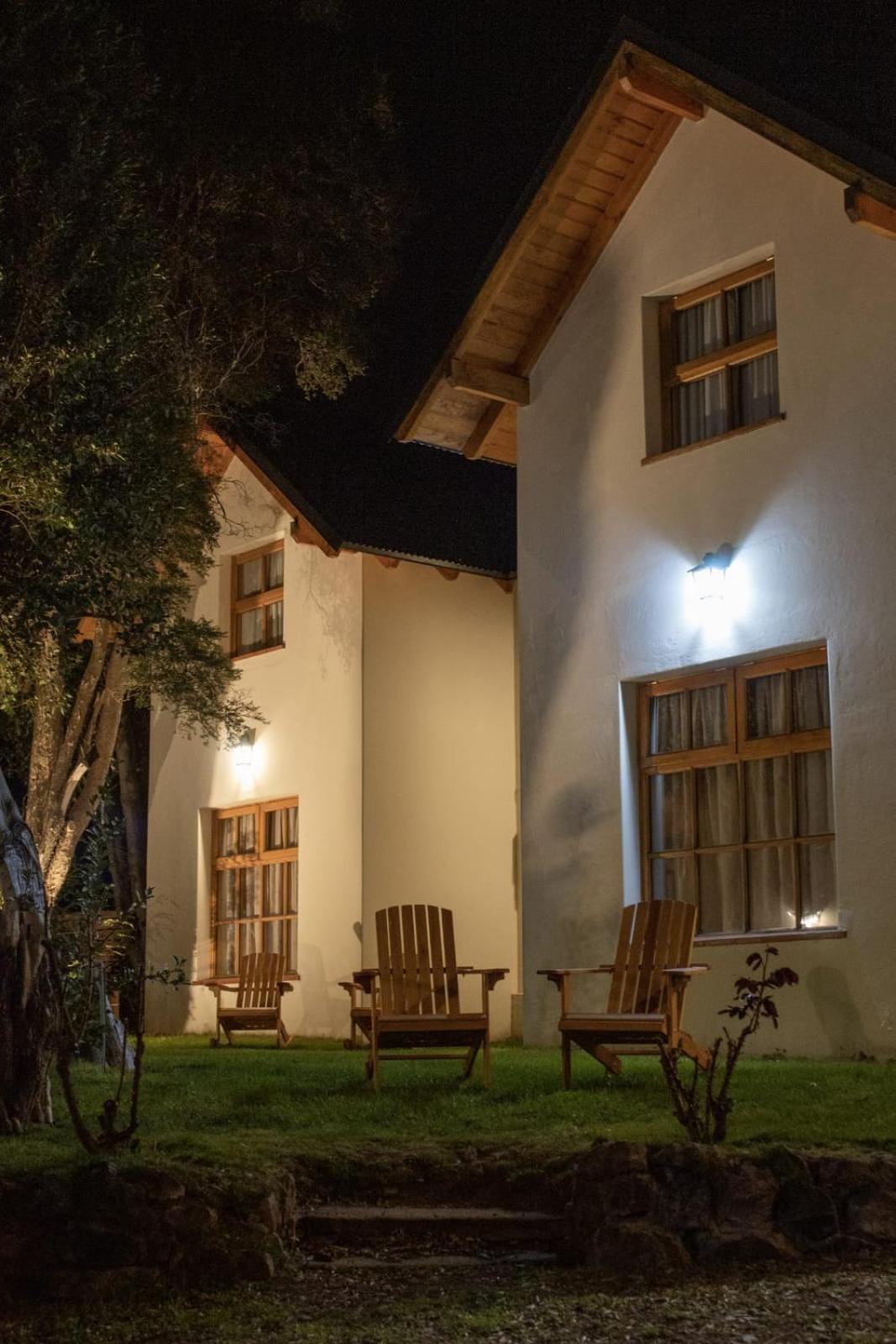Apart Hotel Bungalows El Viejo Cipres ซานคาร์ลอส เด บาริโลเช ภายนอก รูปภาพ